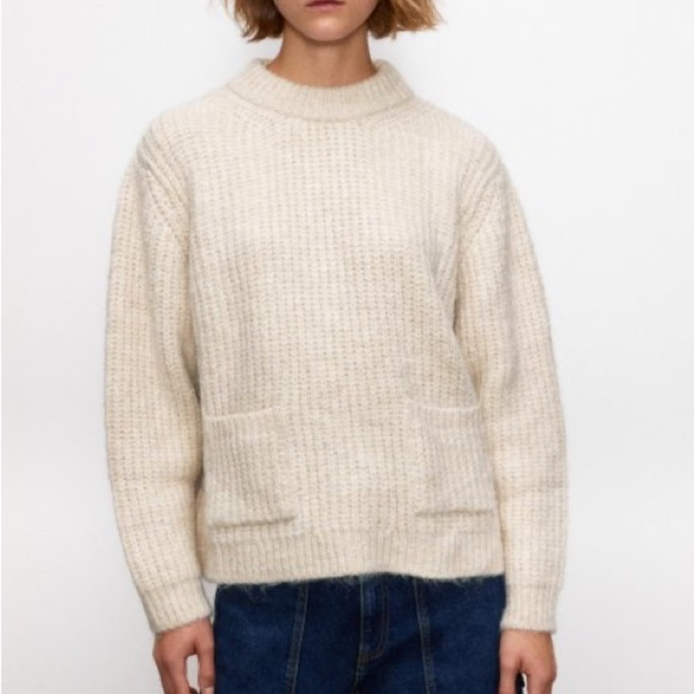 NWOT Zara Cream Ribbed Pocket Oversized Crewneck Sweater